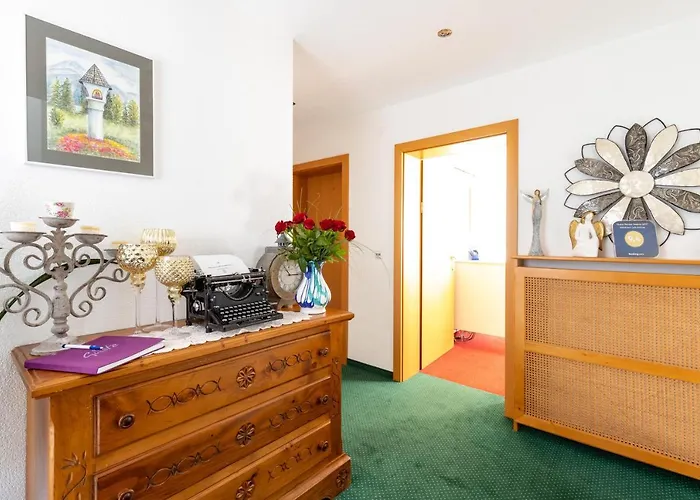 Pensionat Gaestehaus Cafe Andrea 3*